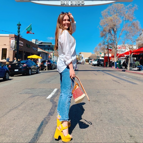 Meet your Posher, Francesca - Picture 1 of 5